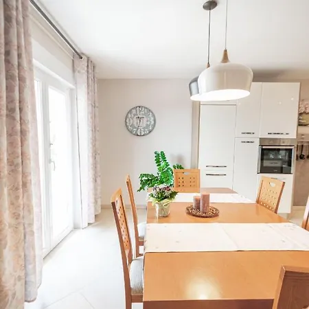 شقة Two-bedroom In Xcvii *