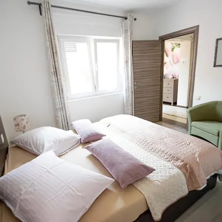 Two-bedroom In Xcvii