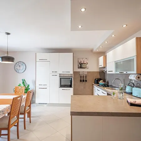 Two-bedroom In Xcvii * Crikvenica