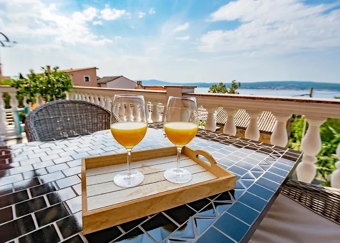 Two-bedroom In Xcvii Lägenhet